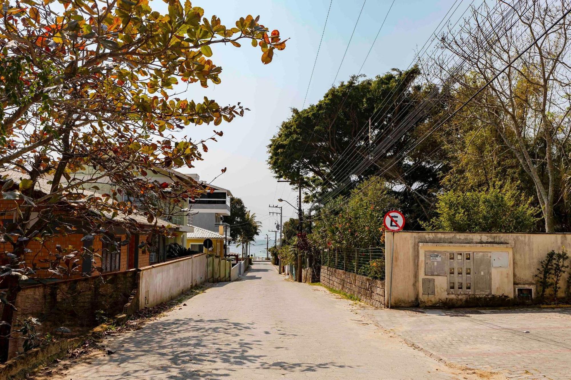 Apartamento A Poucos Passos Da Praia Da Conceicao Bombinhas Buitenkant foto